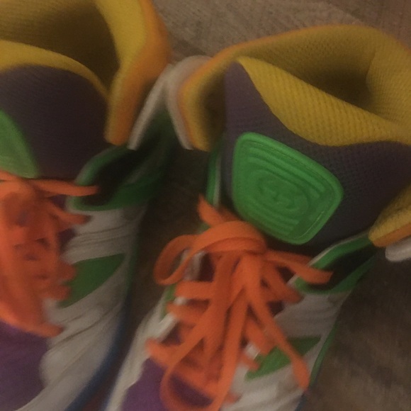 Gucci sneakers leather stunning color block fits 7  Ladies w Gucci box. - Picture 6 of 7